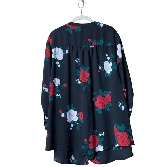 torrid black floral button front Georgette Short Sleeve Plus Size Black Top 4x. - Picture 4 of 6